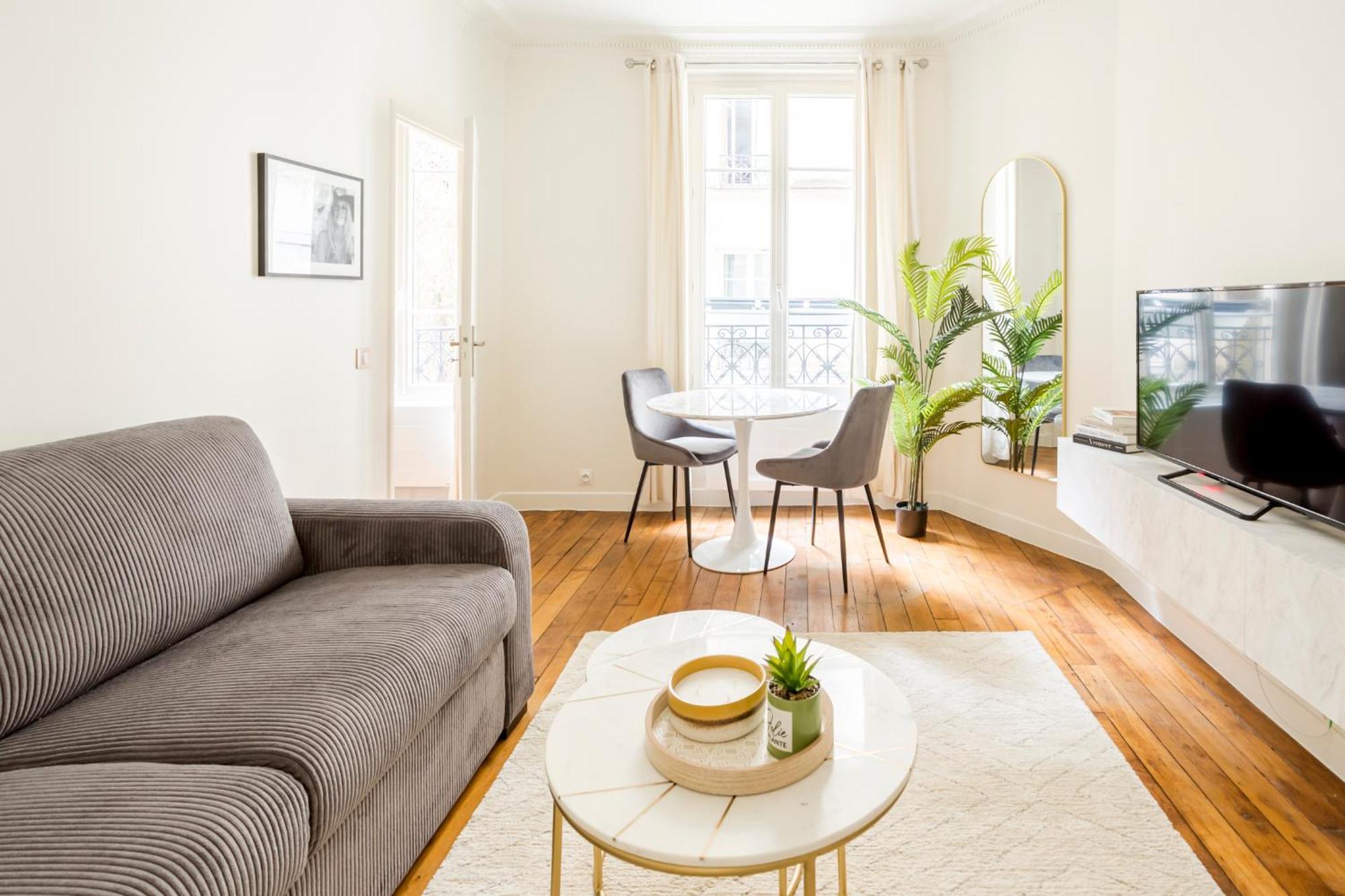 Superbe Montmartre Appartement Parijs